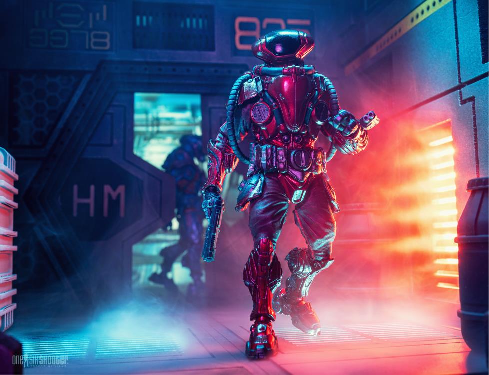 Cosmic Legions: Outpost Zaxxius T.U.5.C.C. Pilot Figure