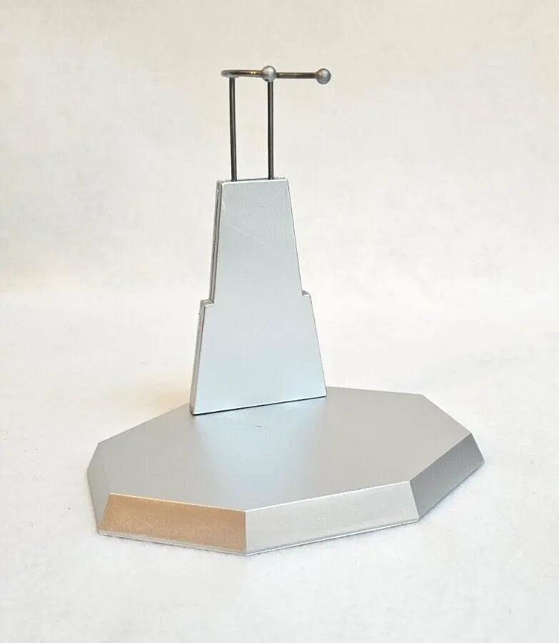 Clearance Cosmic Legions Hvalkatar: Book Two, Gravenight Silver Figure Stand